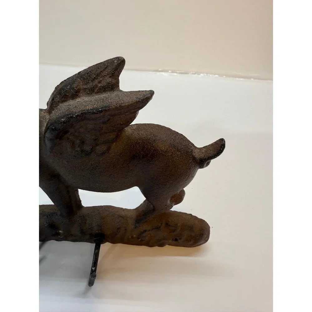 Cast‎ Iron Flying Pig Wall Hook Rack Rustic Brown Farmhouse Decor 2 Hooks 6.5in